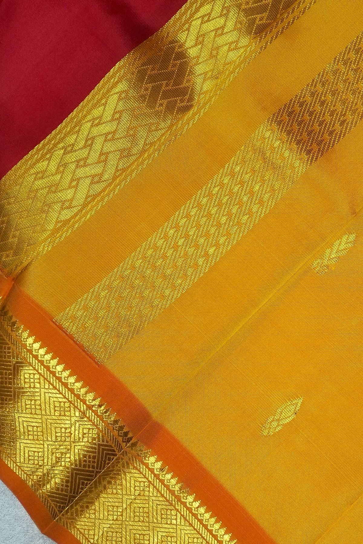 Mango Yellow Pallu with Contrast Orange Border Thirubuvanam Silk Saree