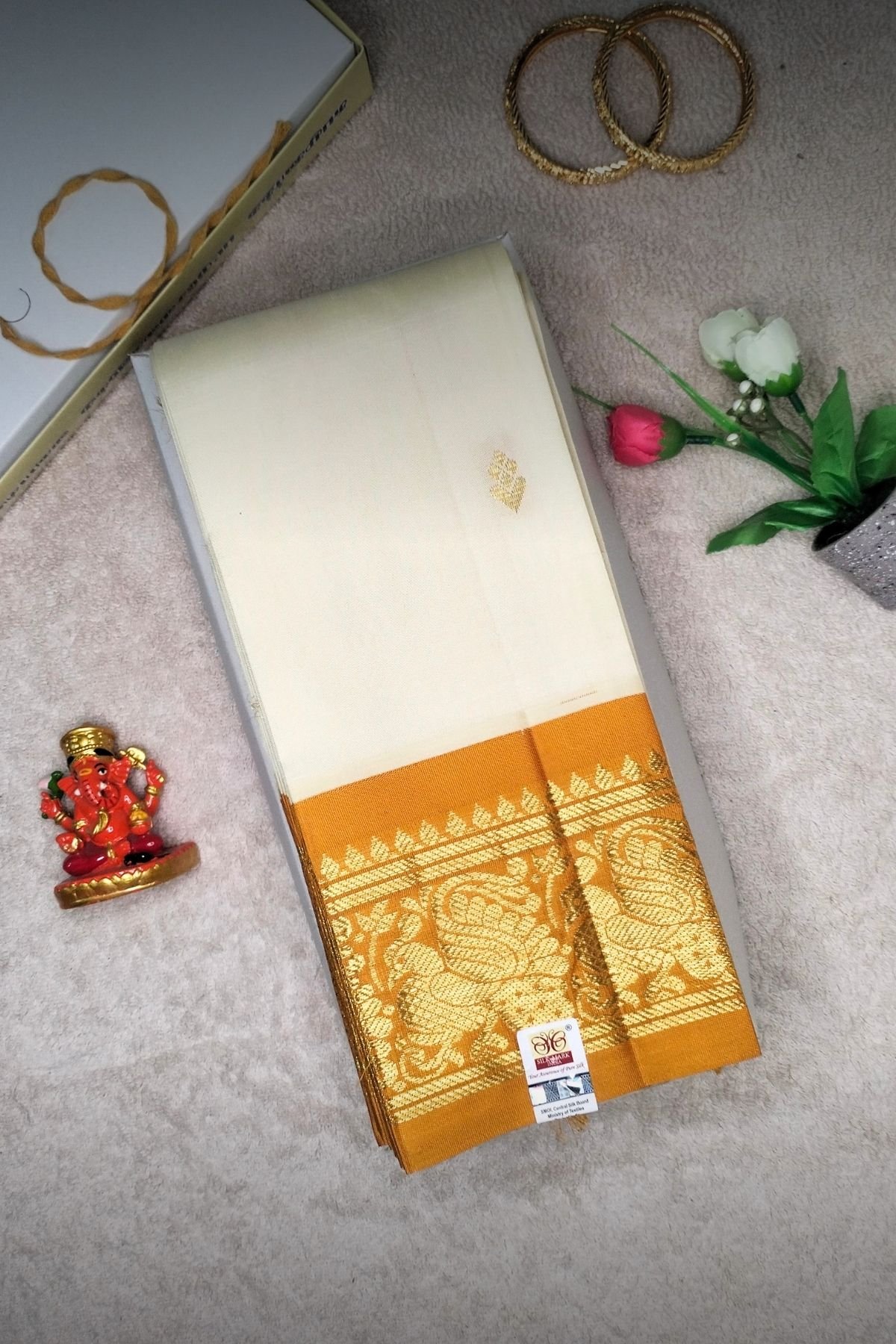 Off white Pure silk handloom thirubuvanam saree