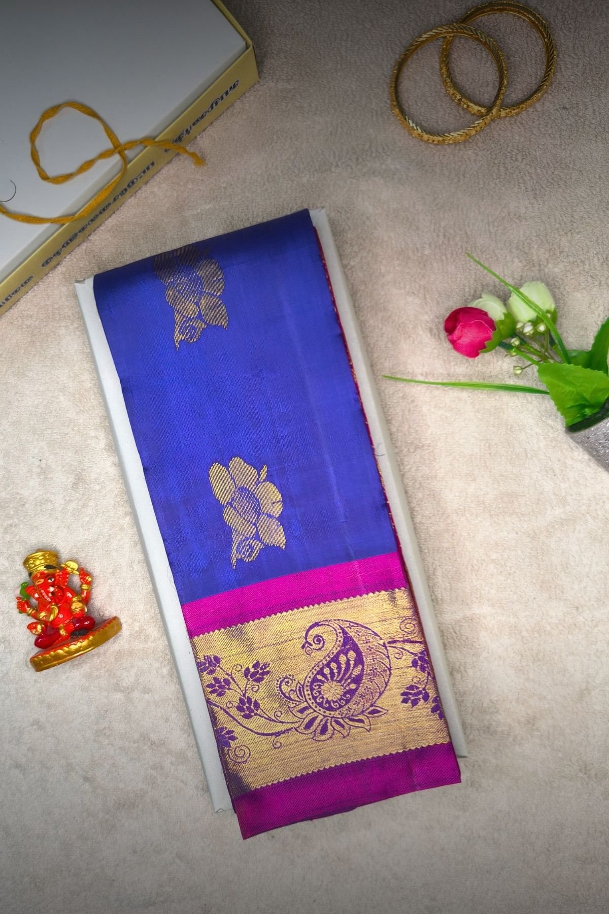 Royal blue Thirubuvanam Handloom silk saree with magenta border