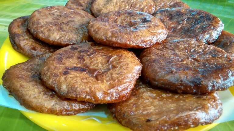 Adhirasam, the jaggery and rice flour sweet made for Deepavali